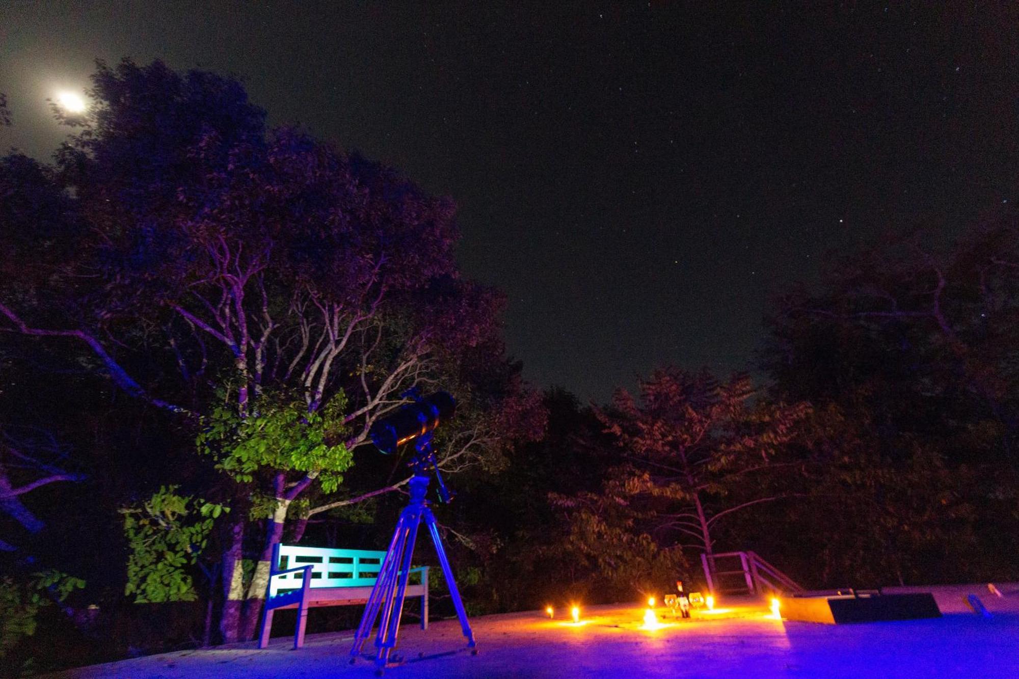 שאפאדה דוס גימאראייס Floresta Encantada Telescopio,Fogueira, Riacho מראה חיצוני תמונה